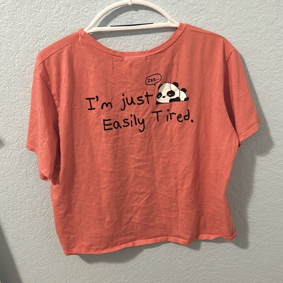XL cropped cozy panda tshirt - Picture 2 of 4